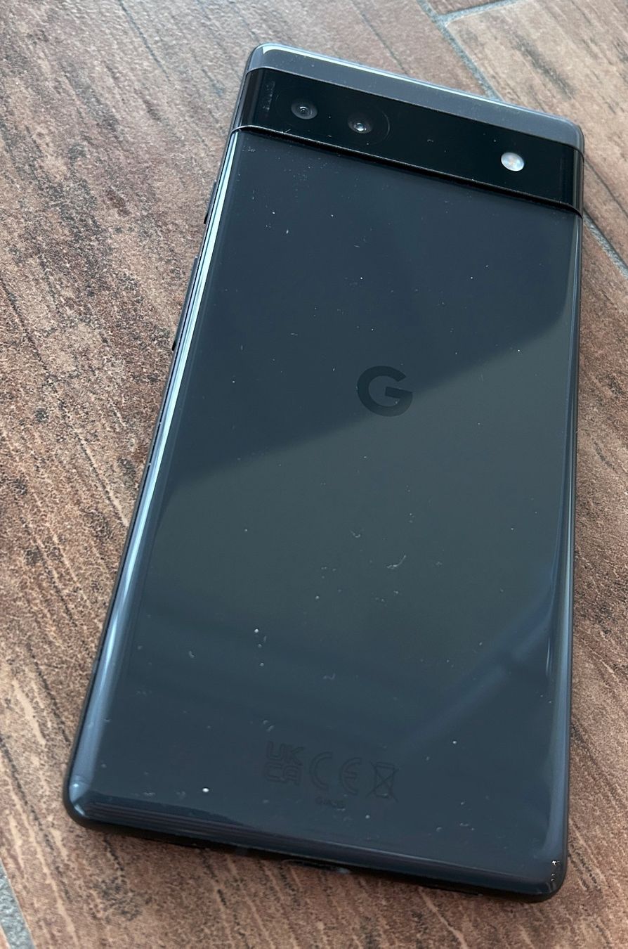 Google Telefoni cellulari / Smartphones: Google Pixel 6a – Usato da Himmelried venduto da Postit 5