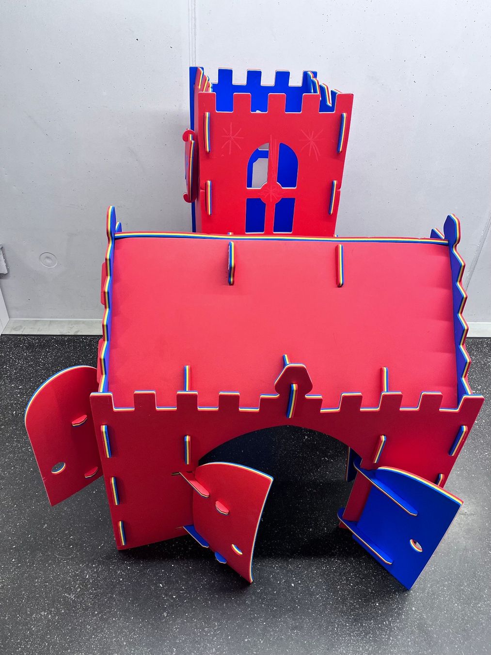 Cartoline postali: Chateau en mousse enfant – Usato da Liebefeld venduto da mandioca