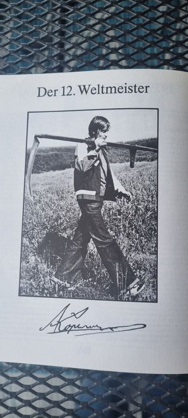 Libri: Schachbuch Umkämpfte Krone – Usato da Muttenz venduto da Langerochade 5