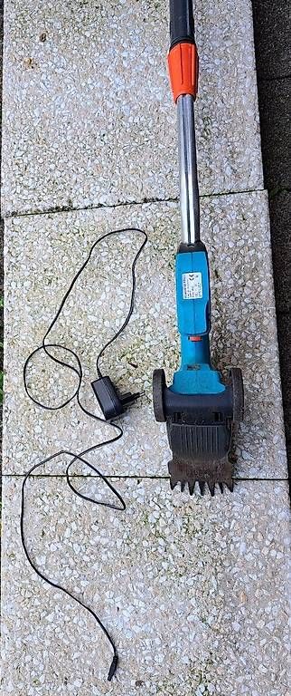 Tagliaerba: Gardena Rasenkanteschneider – Usato da Orpund venduto da rodolfo58