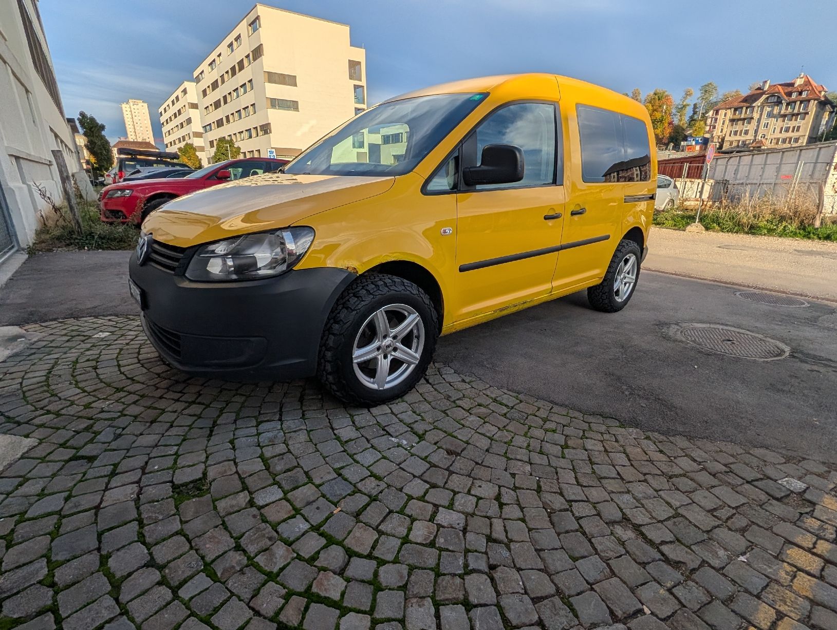 VW Veicoli commerciali: VW Caddy 4x4  – Usato da Le Locle venduto da flo_5856 1