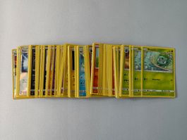 Pokemon TCG Konvolut aus Schimmernde Legenden 74 Karten