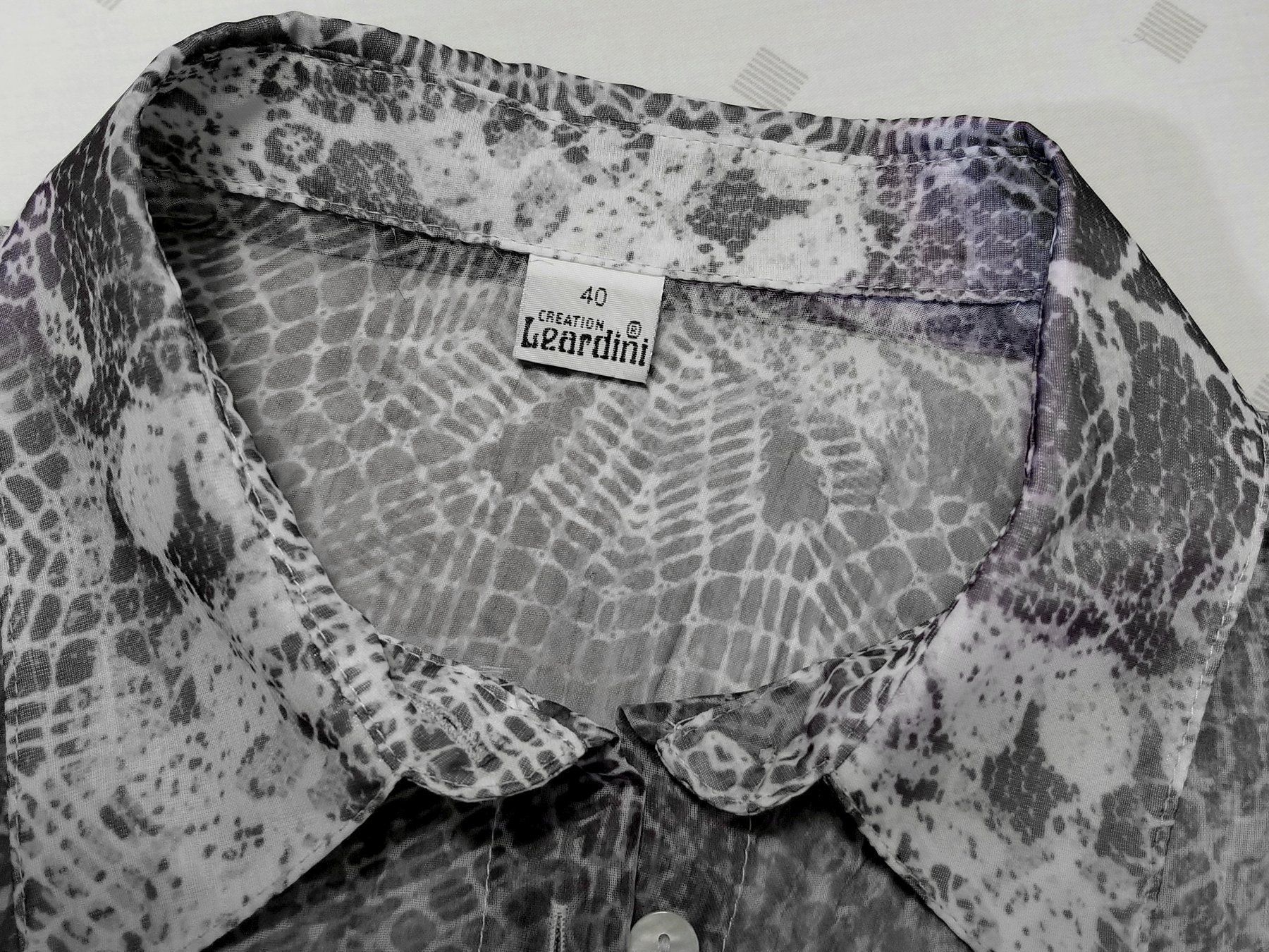 Blusen: Bluse grau-weiss, Animal Optik, Langarm, Grösse 40 – Neu (gemäss Beschreibung) aus Schwerzenbach von vimo-18 2