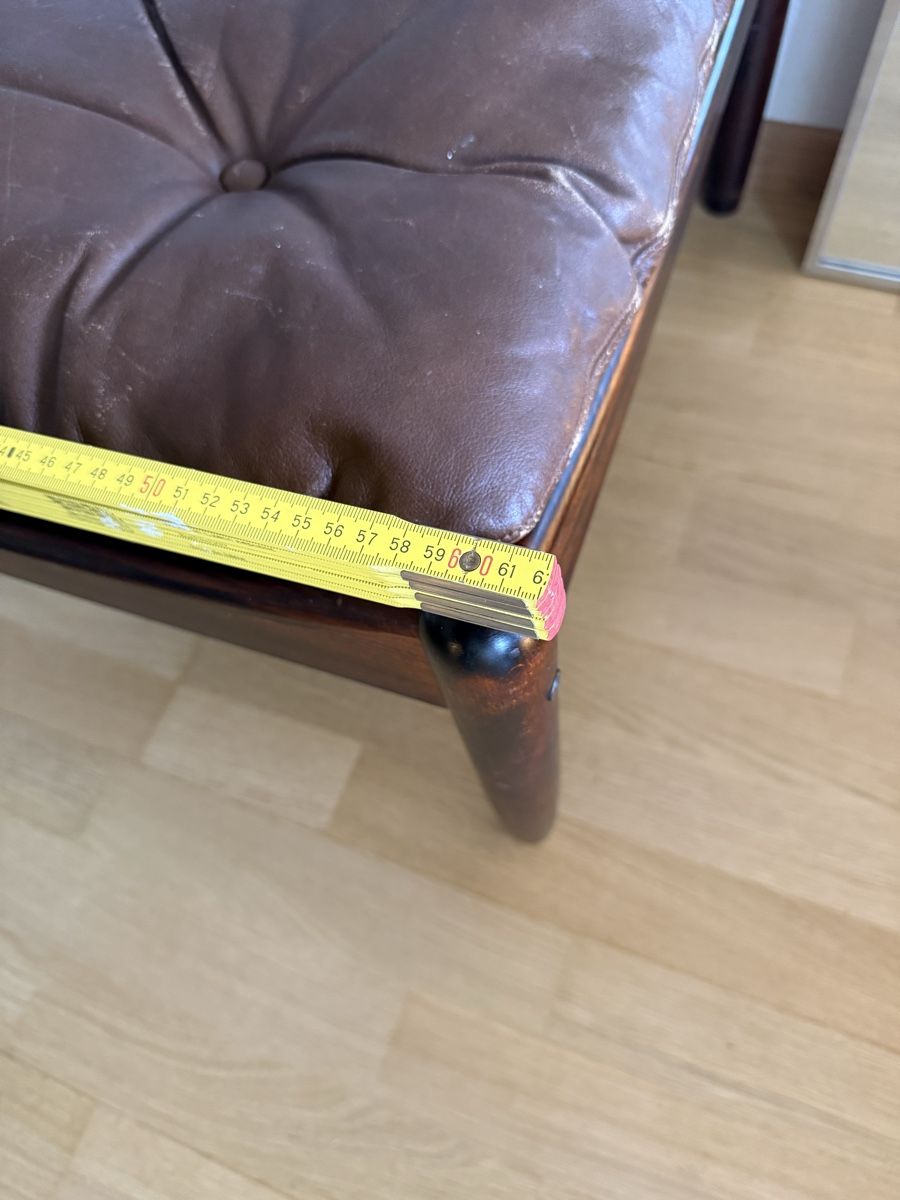 Sgabelli: Mid-Century Teakholz Hocker – Usato da Zürich venduto da dreimalzwei 7