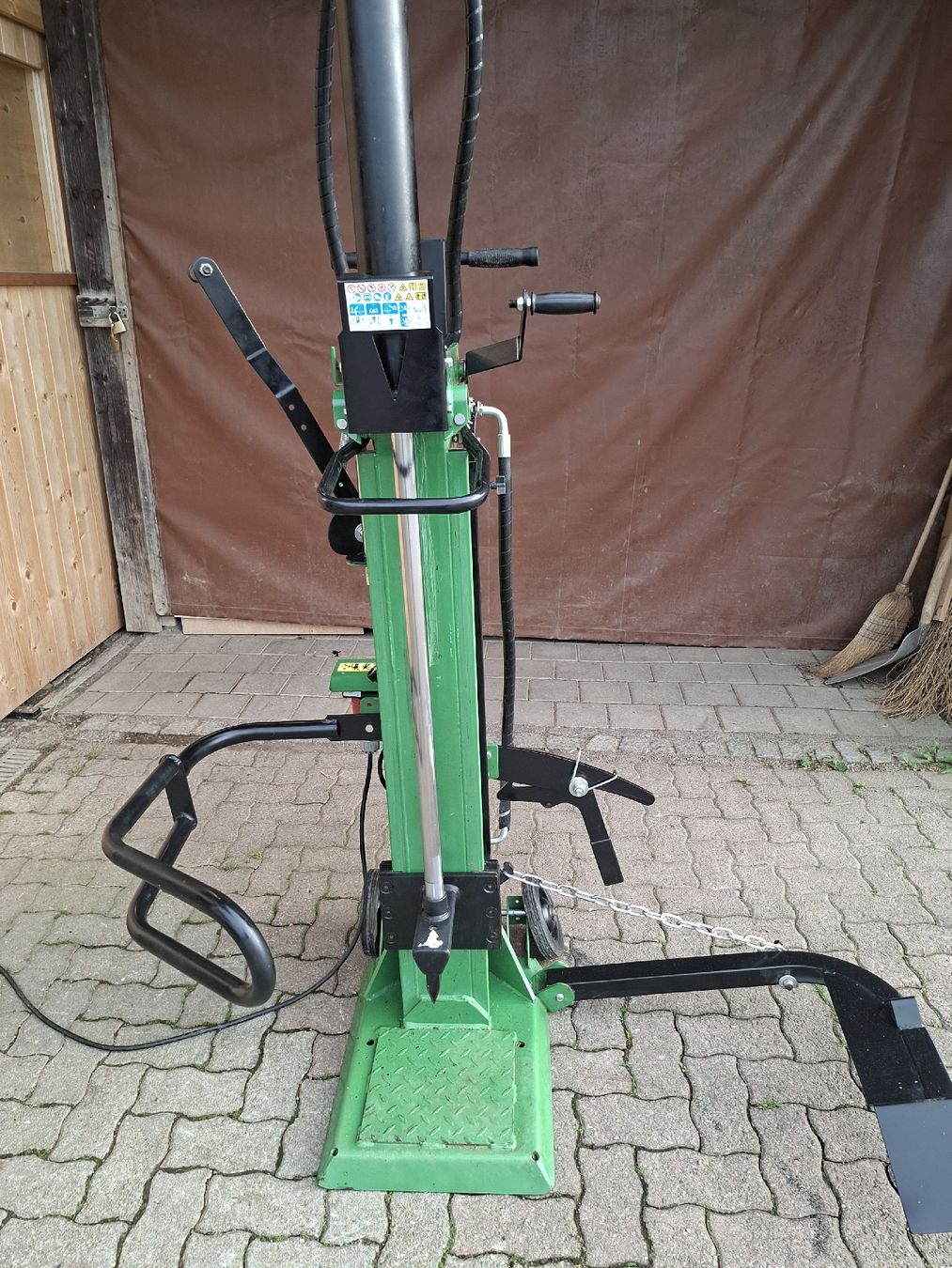 Tutte le macchine: Holzspalter 14 Tonne, 400V – Usato da Niederuzwil venduto da peter. 4