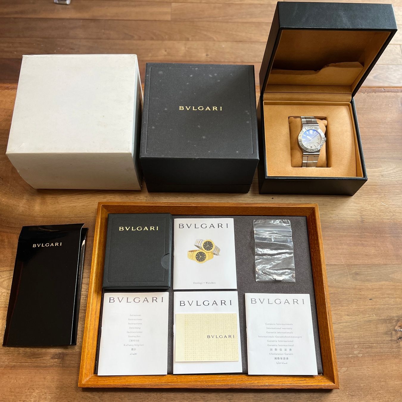 Bulgari Orologi: Bulgari Diagono Automatic Date Full Set LCV35S – Usato da Carouge GE venduto da Watchaser 9