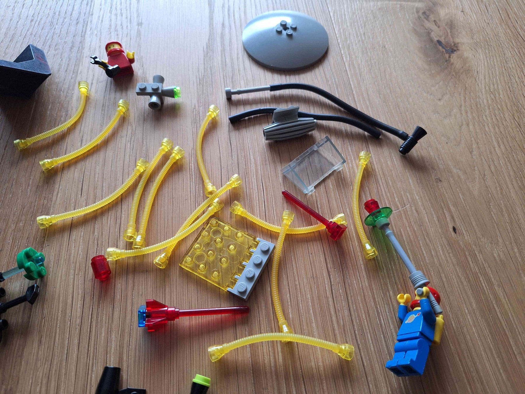 Lego Giocattoli: Lego Raumschiff Auto Set – Usato da Wichtrach venduto da Guru22 7