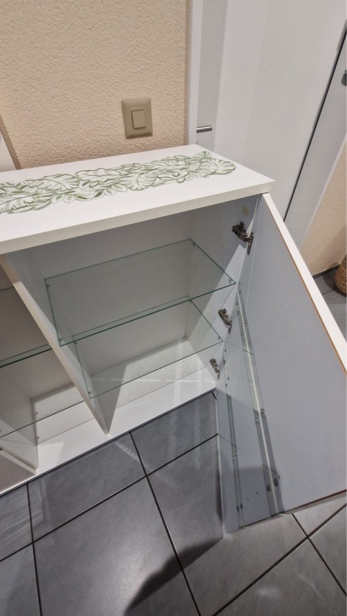 Cassettiere: Sideboard mit Spiegel - Modern & Elegant - Wie neu – Usato da Uster venduto da Carrosserie1989 7