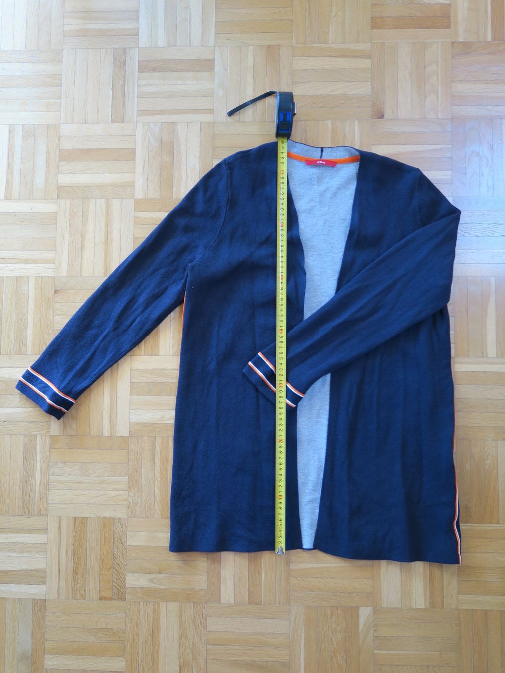 S.Oliver Giacche: s.Oliver Strickjacke Gr. 42 - top Zustand – Usato da Siebnen venduto da MarenSchweiz 2