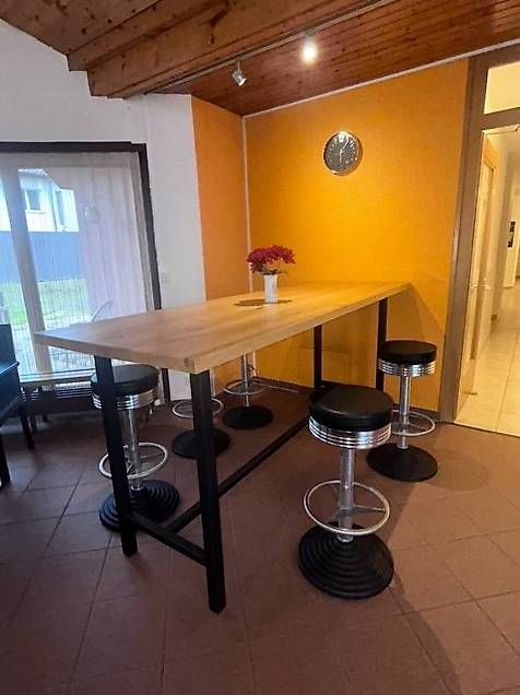 Tavoli: Table haute en chêne pour café/restaurant – Usato da Ollon VD venduto da Rigadin_666 2