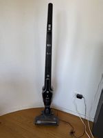 Stiel- und Handsauger 2in1