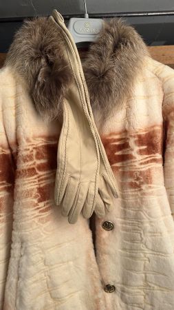 Damen Jacke / Pelzmantel Gr S