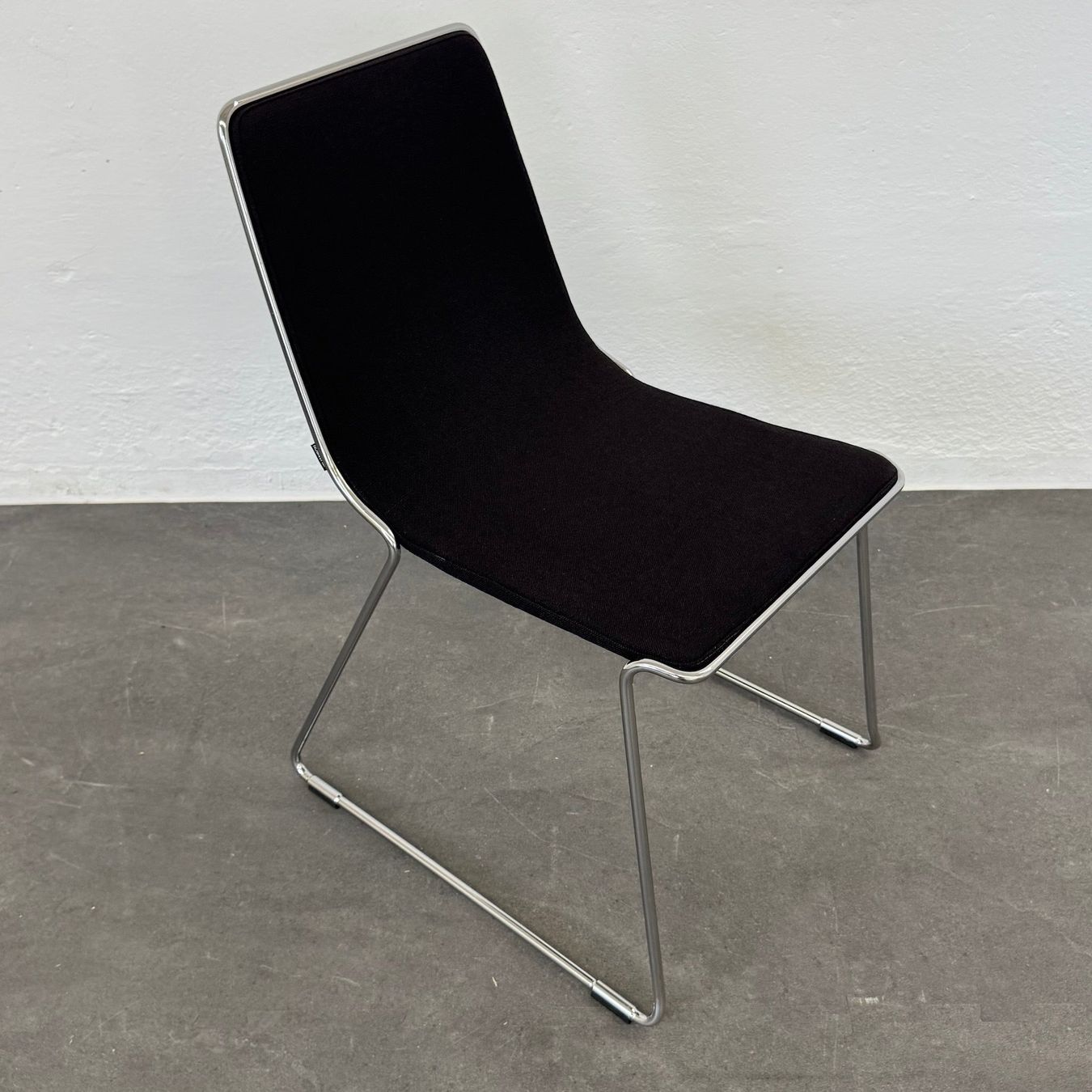 Sedie: Johanson Design Speed Kufenstuhl – Usato da Schönenwerd venduto da mcofficeshop 1