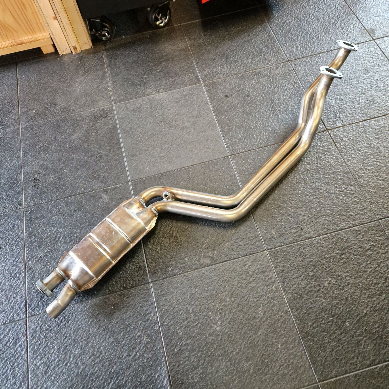 BMW Sistemi di scarico: Katalysator NEU BMW E34 525i – Nuovo e nell'imballaggio originale da Rickenbach LU venduto da Samuel6221