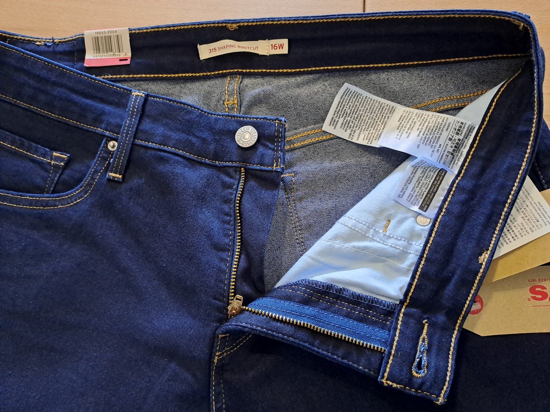 Levi's Jeans: Levis 315 Shaping Bootcut 16W – Nuovo e nell'imballaggio originale da Meyrin venduto da dijin 8
