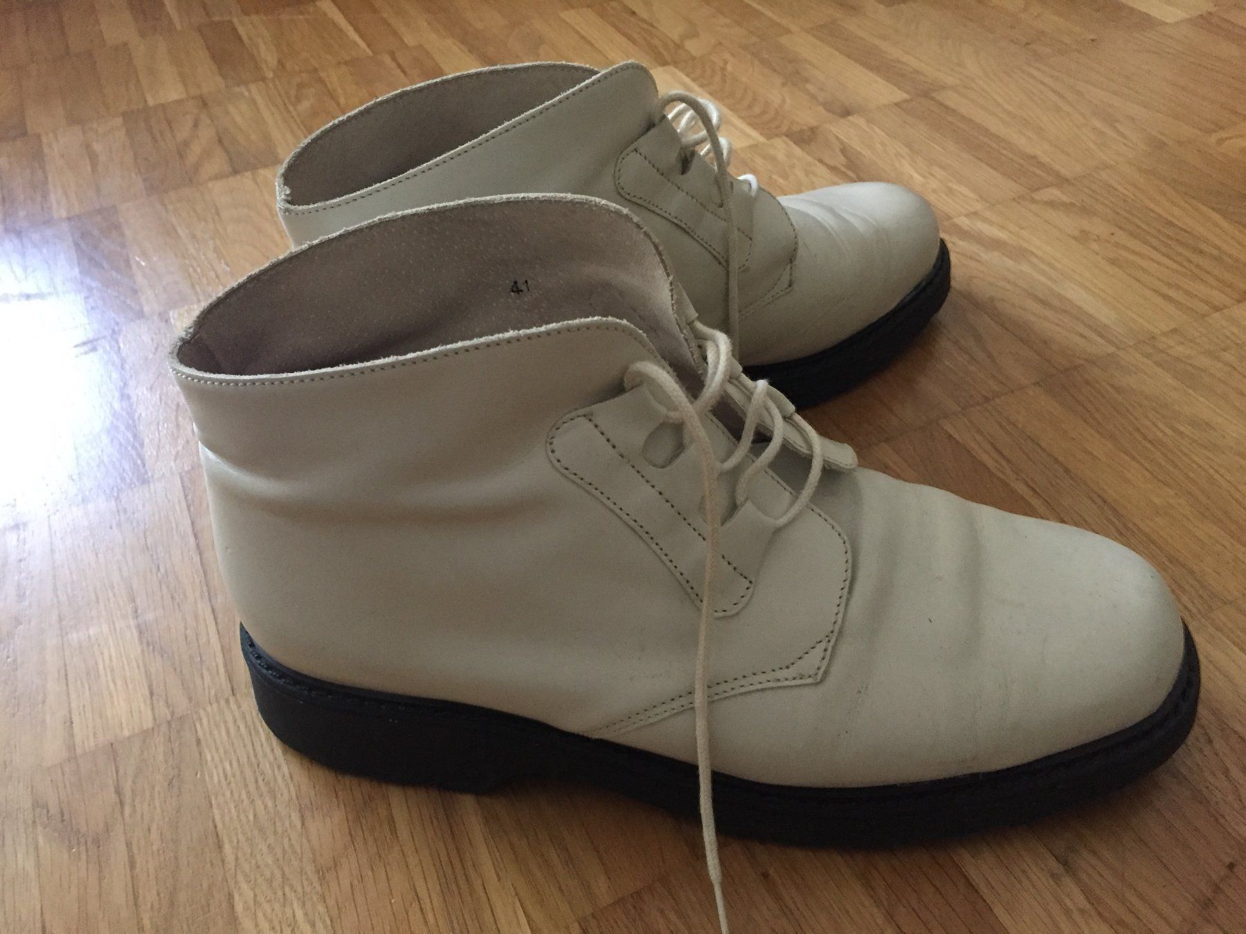Scarpe da donna: Street Shoes | Leder | Ecru | 41 – Usato da Zürich venduto da galble 2