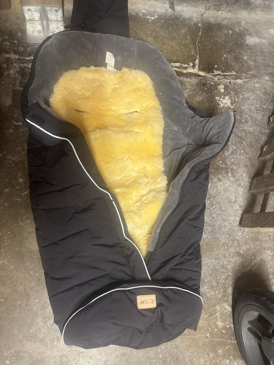 Sacs de couchage: Winterfussack MICA – D'occasion à Malters par jes_f5l9