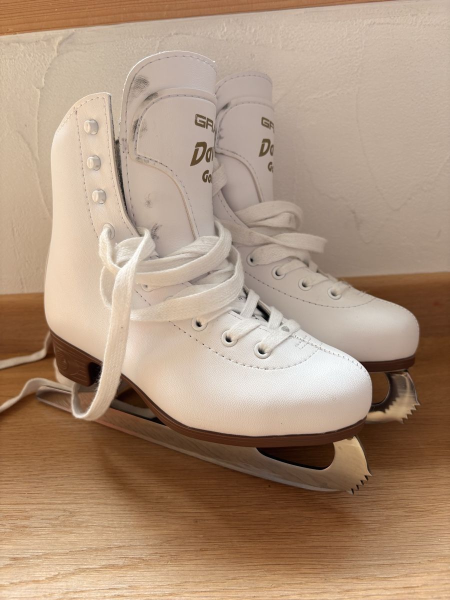 Graf Pattini da ghiaccio: Schlittschuh Graf Davos – Usato da Davos Dorf venduto da abc3000