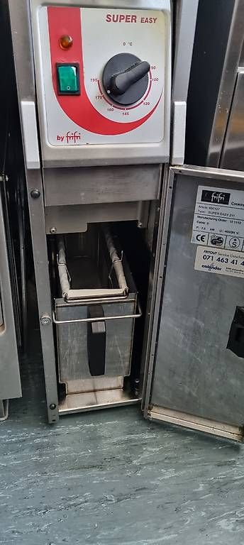 Elettrodomestici da cucina: Gastro Standfritteuse  10L  sofort einsatzbereit – Usato da Flawil venduto da ramast 1