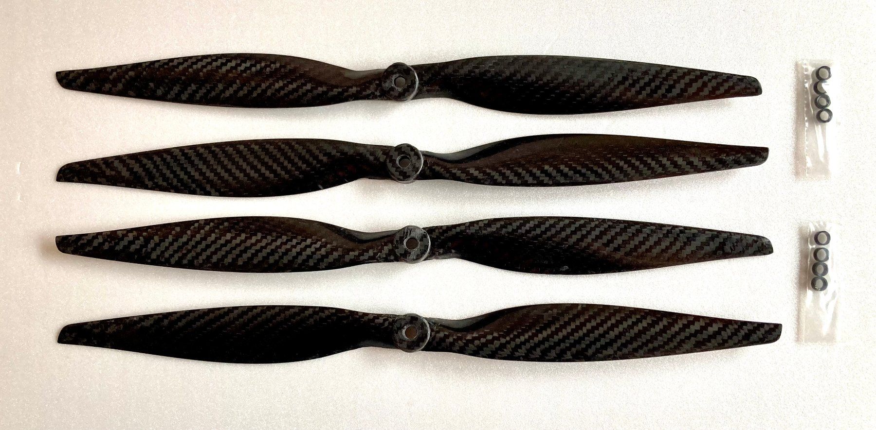 Modellismo RC: 4x Hélices carbones 15x4" CW+CCW (propeller carbone) – Nuovo e nell'imballaggio originale da Lausanne venduto da Techobby