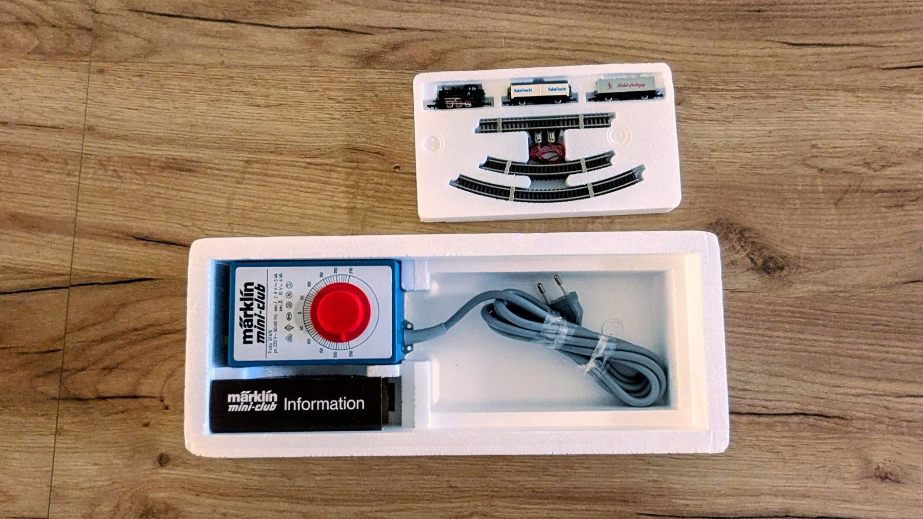 Märklin Modellini di ferrovie: 2x Märklin Mini Club 8909 S – Nuovo (secondo la descrizione) da Siebnen venduto da Metex 3