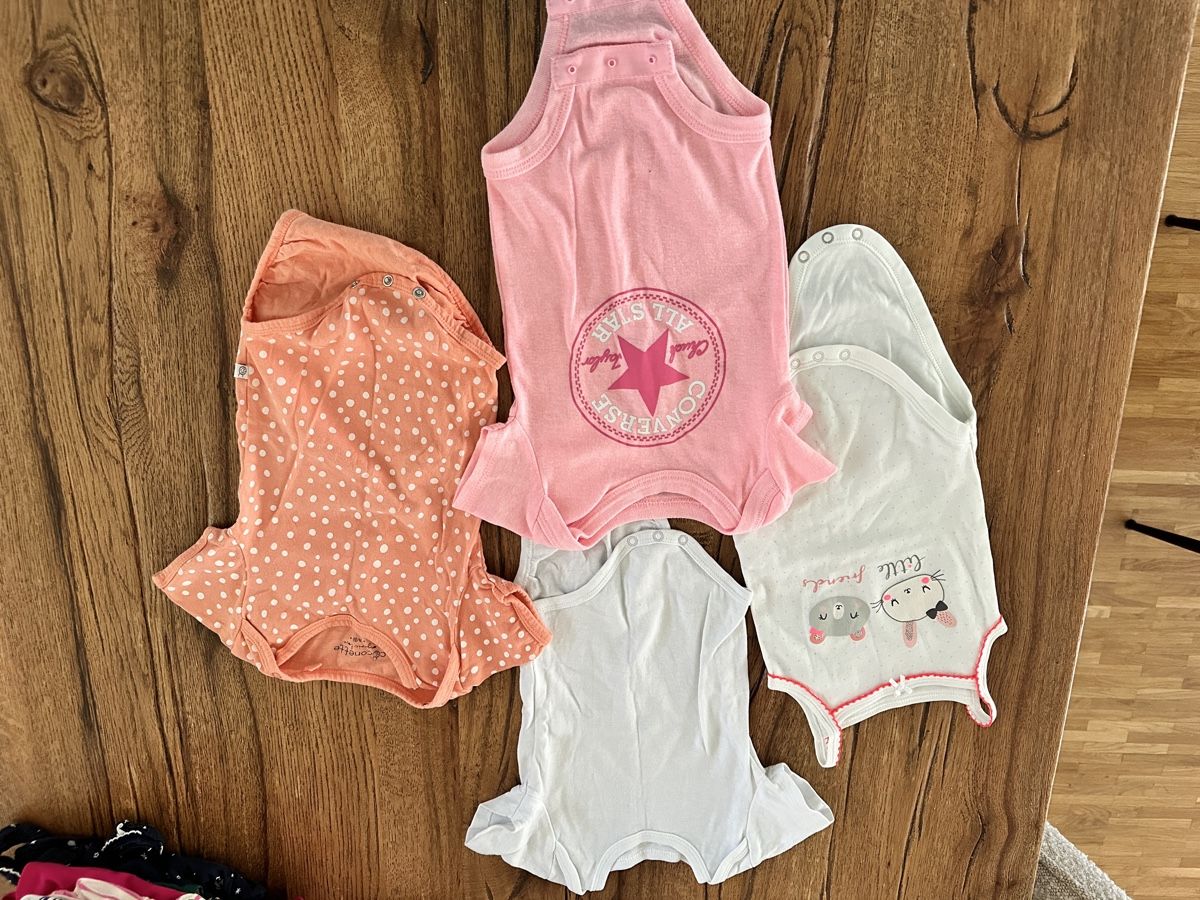 H&M Lotti & Set di vestiti: Mädchen Sommer - Kleider 74 – Usato da Ebikon venduto da amaxandx 9