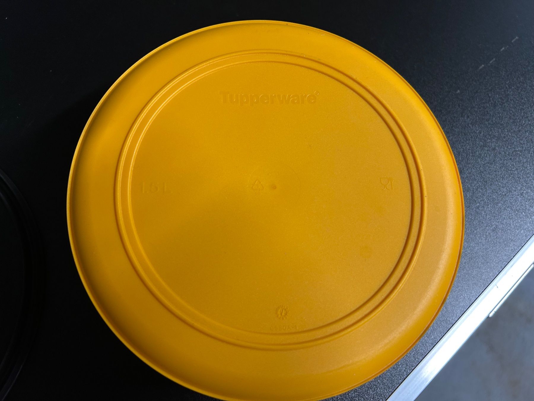 Tupperware Contenitori & Simili: Tupeprware Behälter Halloween 1,5 Liter – Nuovo (secondo la descrizione) da Obergösgen venduto da Andre118 2