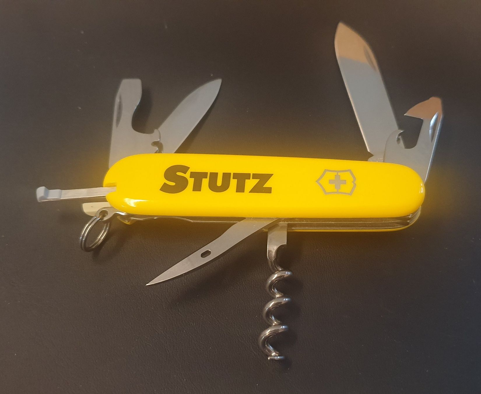 Victorinox Coltelli tascabile: 4 Victorinox Sackmesser mit Logo – Nuovo (secondo la descrizione) da Härkingen venduto da MarianneSi 2