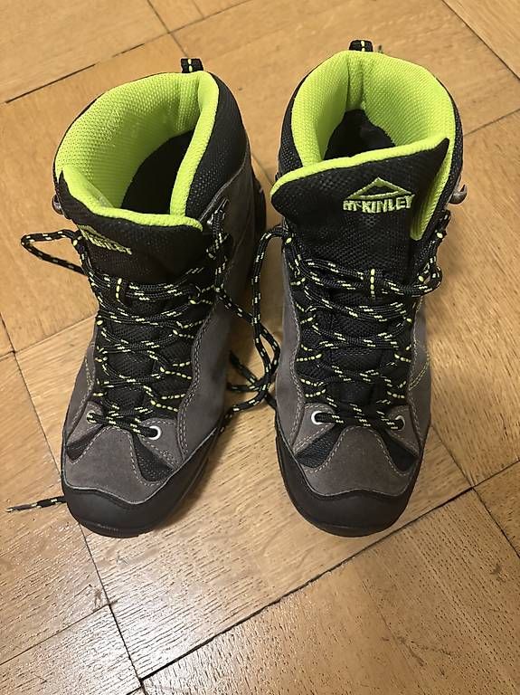 Mckinley Chaussures hommes: McKinley Wanderschuhe N36 – D'occasion à Basel par LuigiBasel