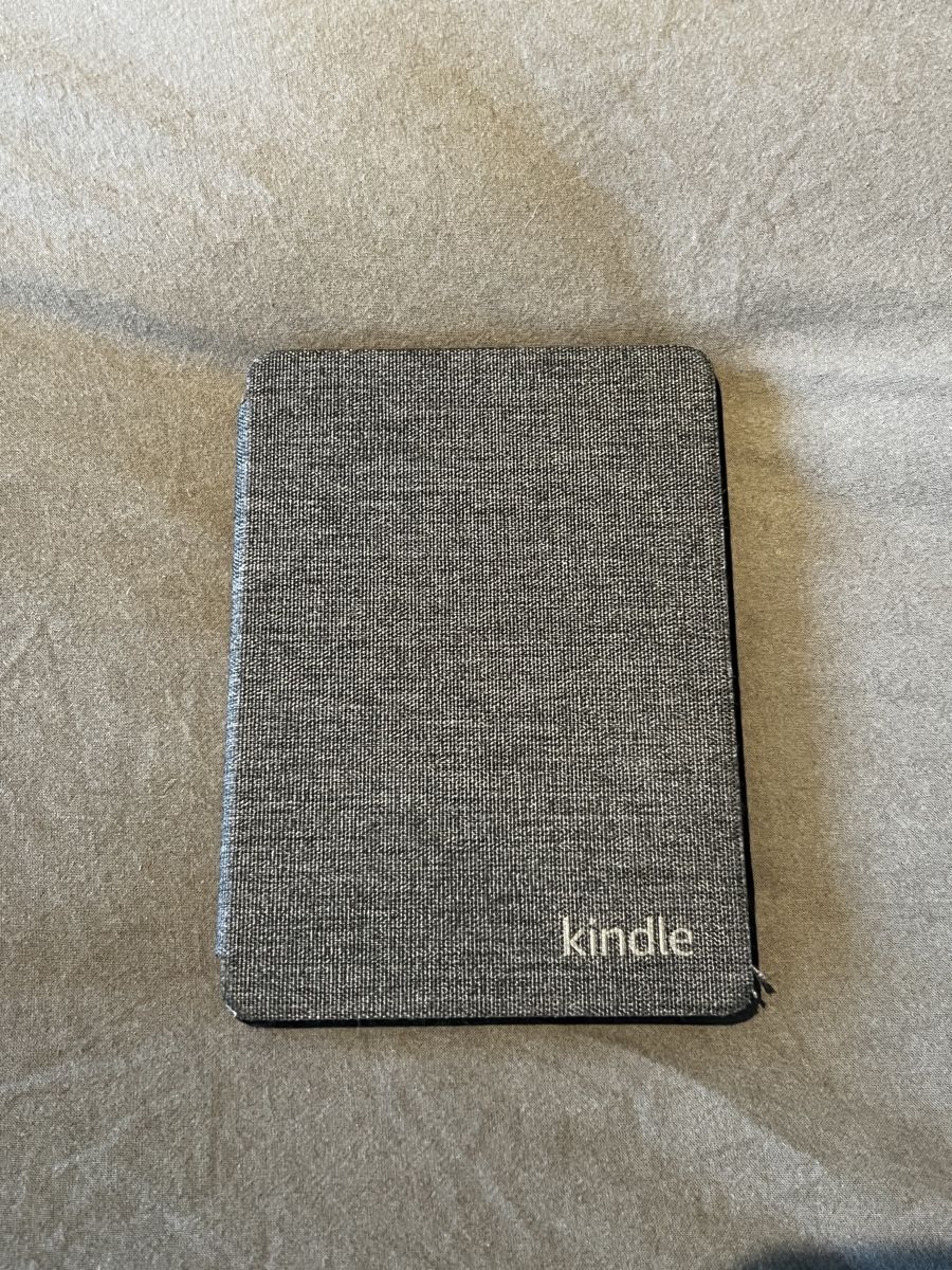 Livres: Kindle Paperwhite E-Reader – Neuf (Voir description) à Wila par momo_1234