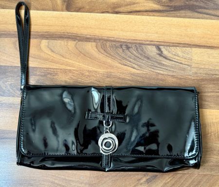 Schwarze Lack Clutch - FERRE Milano - Elegante Abendtasche