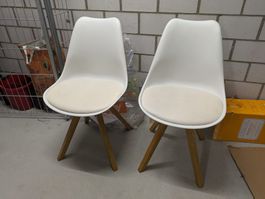 2 Stühle weiss guter Zustand