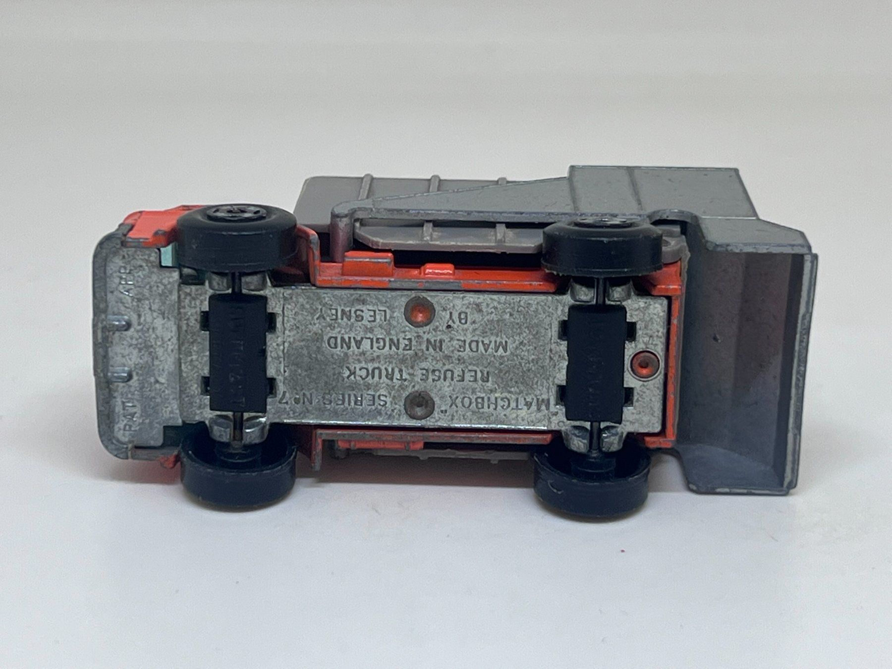 Matchbox Modellini d'auto: Matchbox Refuse Truck #502 – Usato da Wildegg venduto da LaaBoutique 3