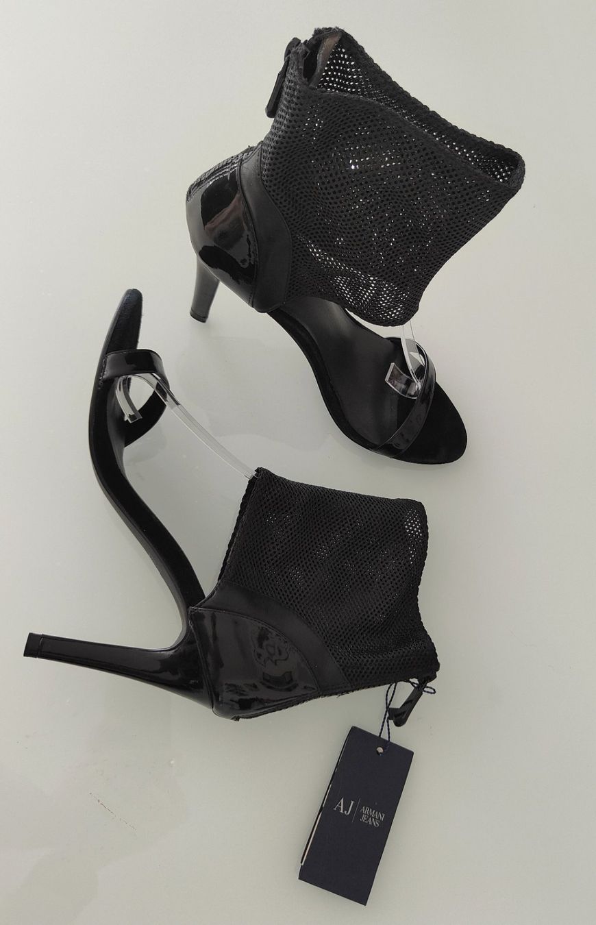 Armani Scarpe da donna: Armani Jeans Sandalen Gr. 39 / 10cm Absatz – Nuovo (secondo la descrizione) da Rancate venduto da Solo_cose_belle 1