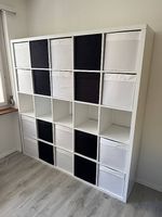 IKEA KALLAX 5x5 weiss + 20 DRÖNA Boxen