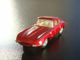 Lesney Matchbox Series 32 Jaguar E-Type rot  alt
