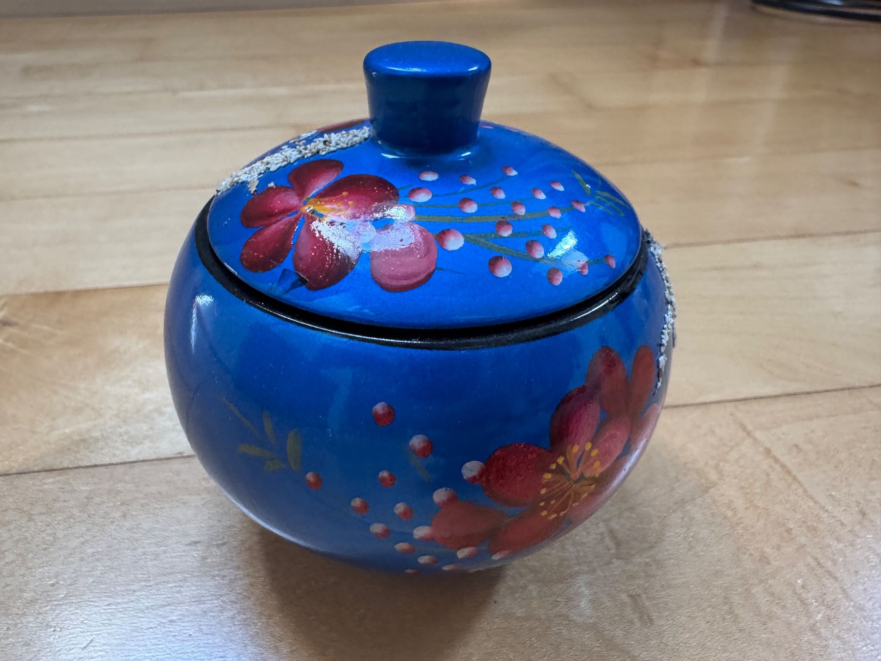 Tutte le decorazioni: Blaue Vintage Dose mit Blumenmuster – Usato da Urdorf venduto da roses202