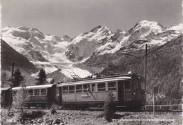 Berninabahn und Morteratschgletscher.