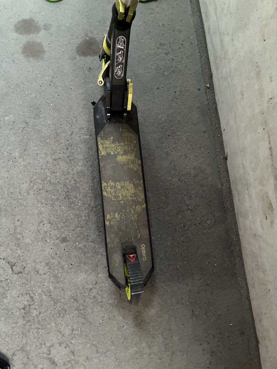 Kickboard: decathlon Trotti – Usato da Bern venduto da senki83 1