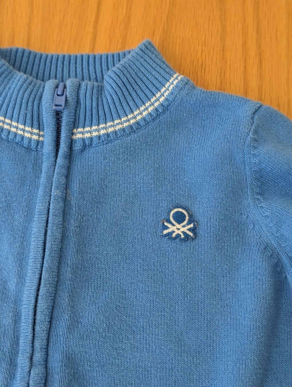 Maglioni & Felpe: 2 Pullover Grösse 80/86 von Gap + Benetton – Usato da Basel venduto da an_v7yj 2