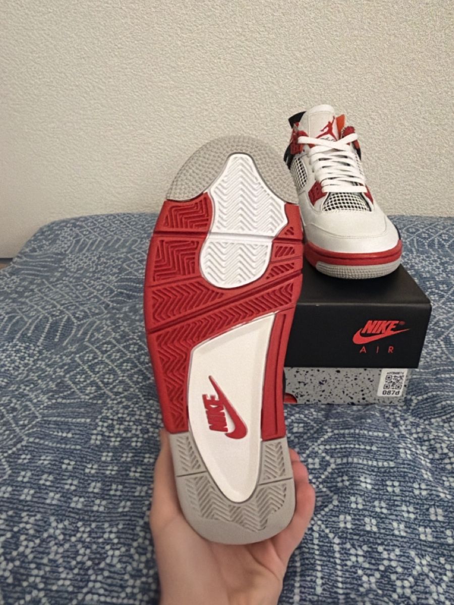 Jordan Herrenschuhe: Air Jordan 4 fire red 2020 – Neu und originalverpackt aus Collombey von mel_wyb8 2