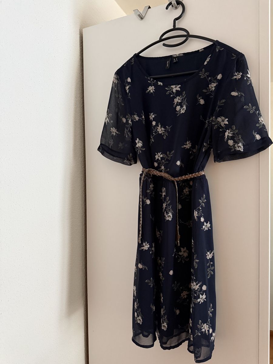 Vero Moda Vestiti: Dunkelblaues Sommerkleid, Grösse M, Vero Moda – Usato da Niederhasli venduto da R__A
