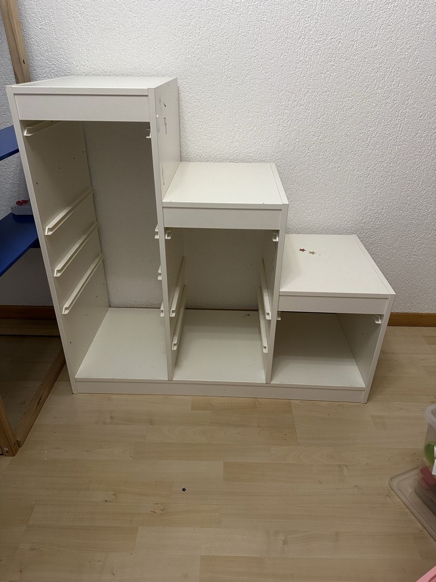 Ikea Étagères: Ikea Regal (ohne Boxen) – D'occasion à Mägenwil par Bengi91