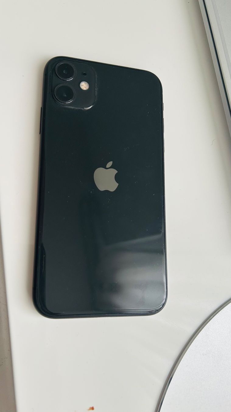 Apple Handys / Smartphones: Apple Smartphone iPhone 11 black 128GB – Gebraucht aus Zürich von kun_d8p9 5