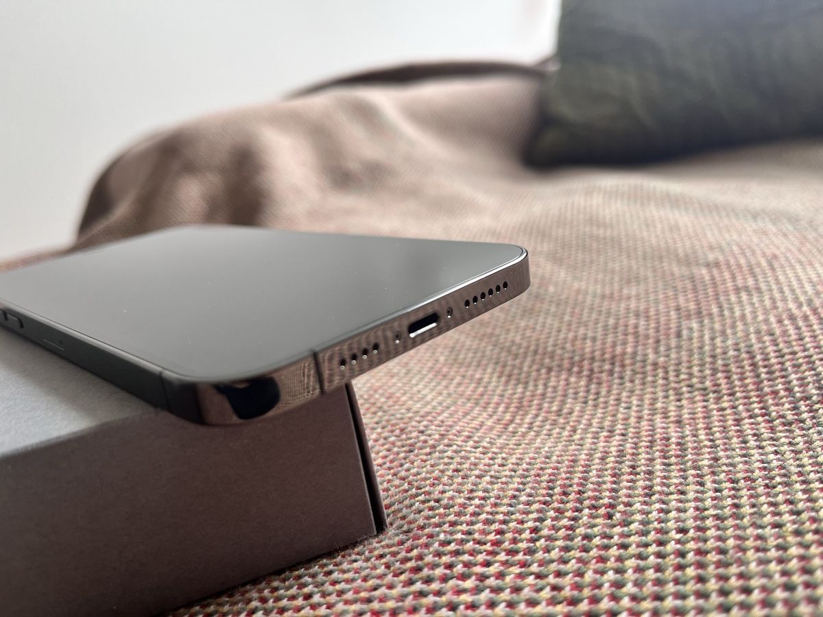 Apple Telefoni cellulari / Smartphones: Apple iPhone 12 Pro Max, 256GB, Schwarz - Top Zustand! – Usato da Luzern venduto da XHotSniperX 5