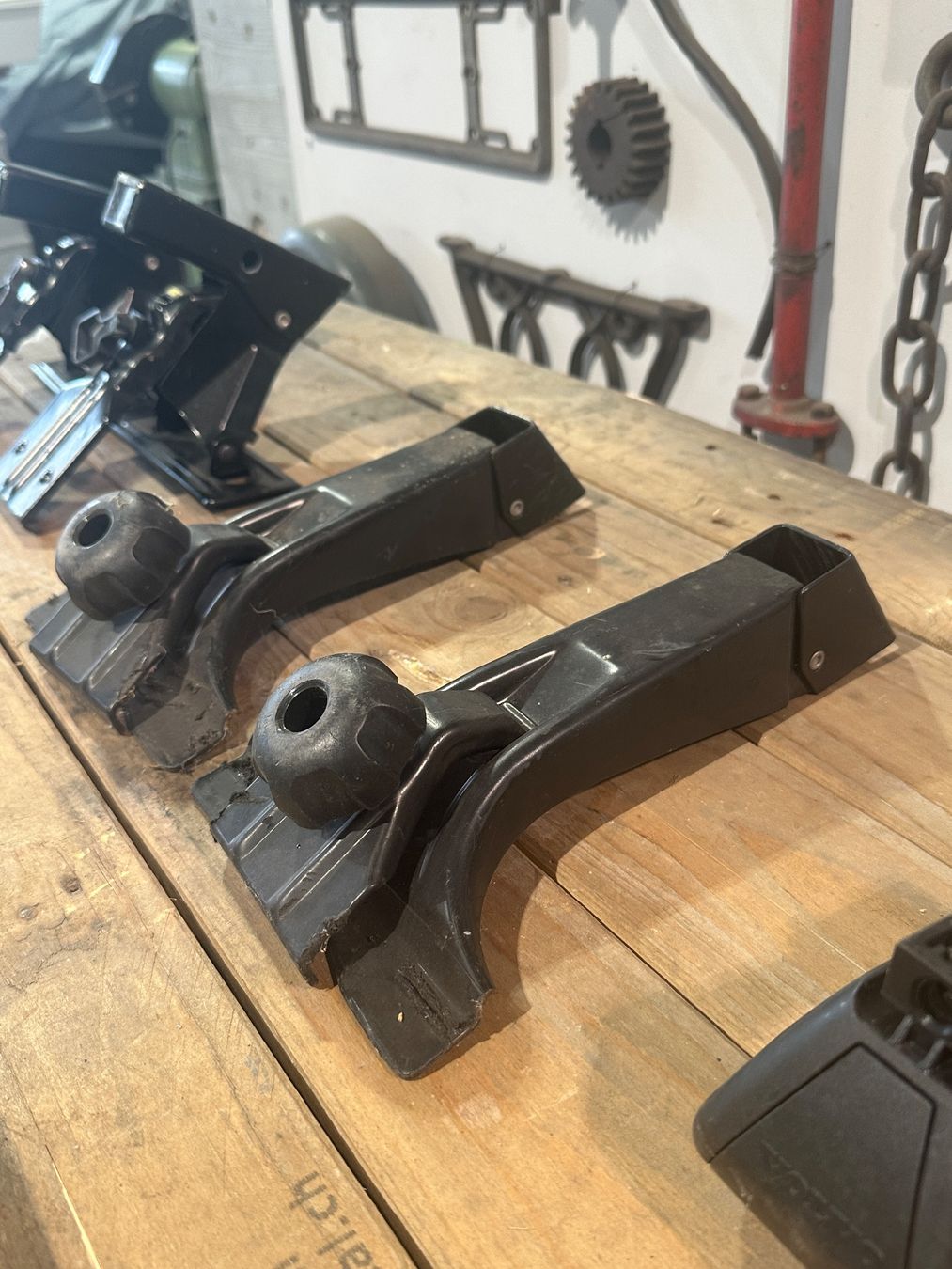 Thule Barres de toit: Thule Dachträgerzubehör – D'occasion à Luzern par Fracht-Design 3