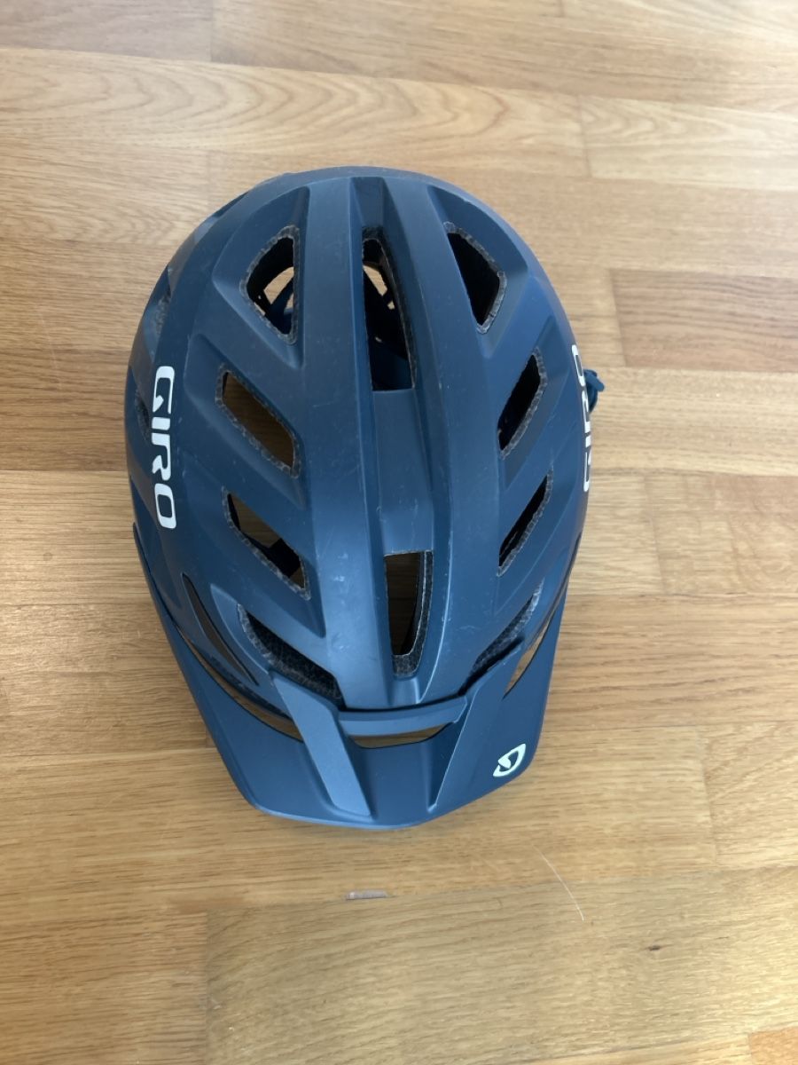 Giro Caschi: Giro Velohelm 55-59 cm – Usato da Zürich venduto da oriix