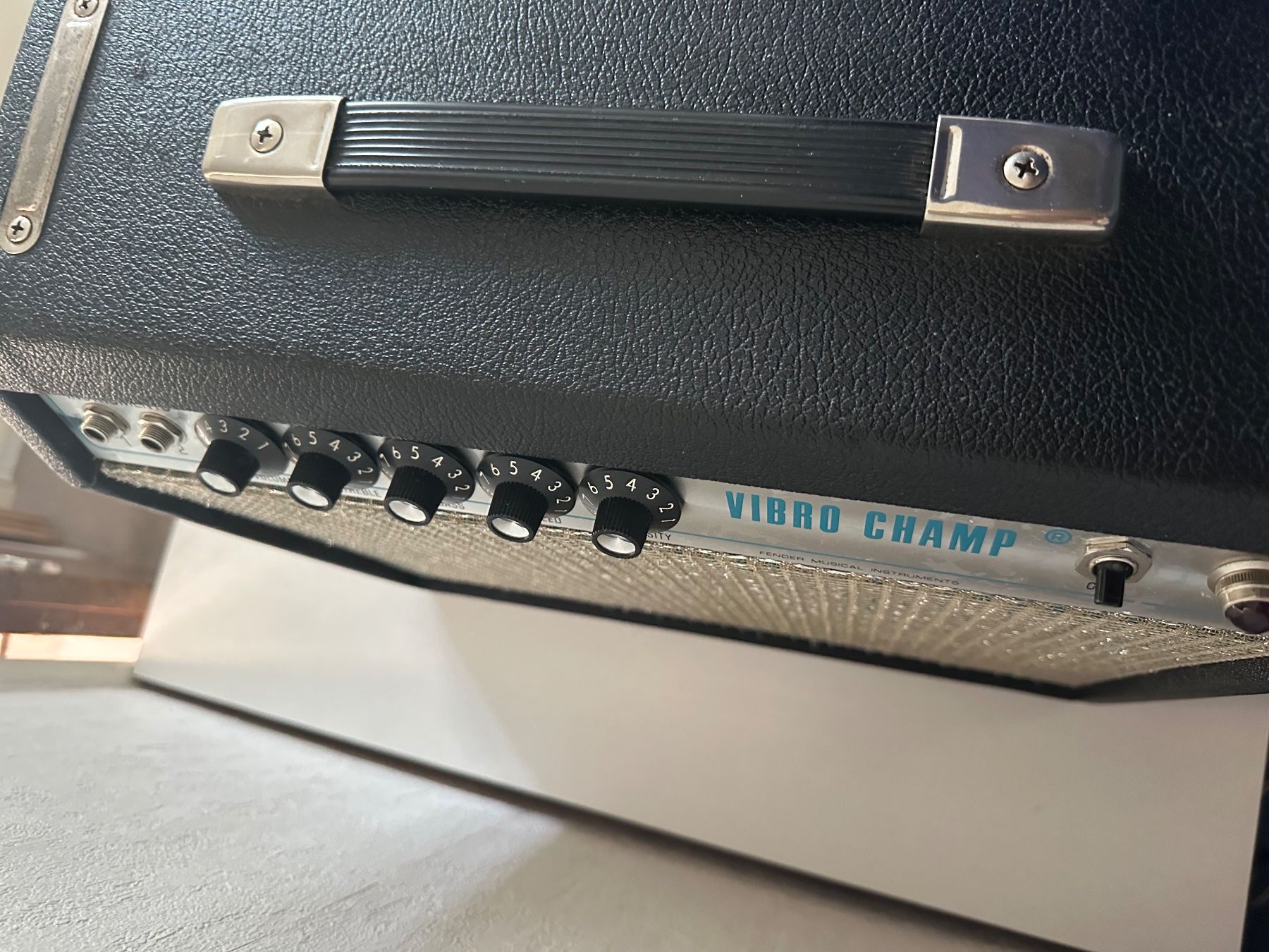 Fender Amplificatori: Fender Vibrochamp 70iger Jahren – Usato da Münchenstein venduto da Colo52 7