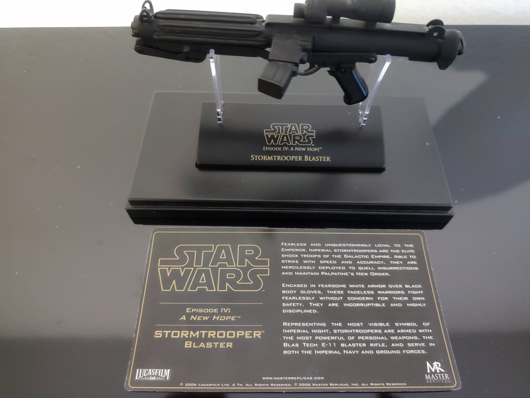 Star Wars Kit di modellismo & Modellini statici: Master Replica E11 Stormtrooper Blaster – Usato da Volketswil venduto da Chrigi501 3