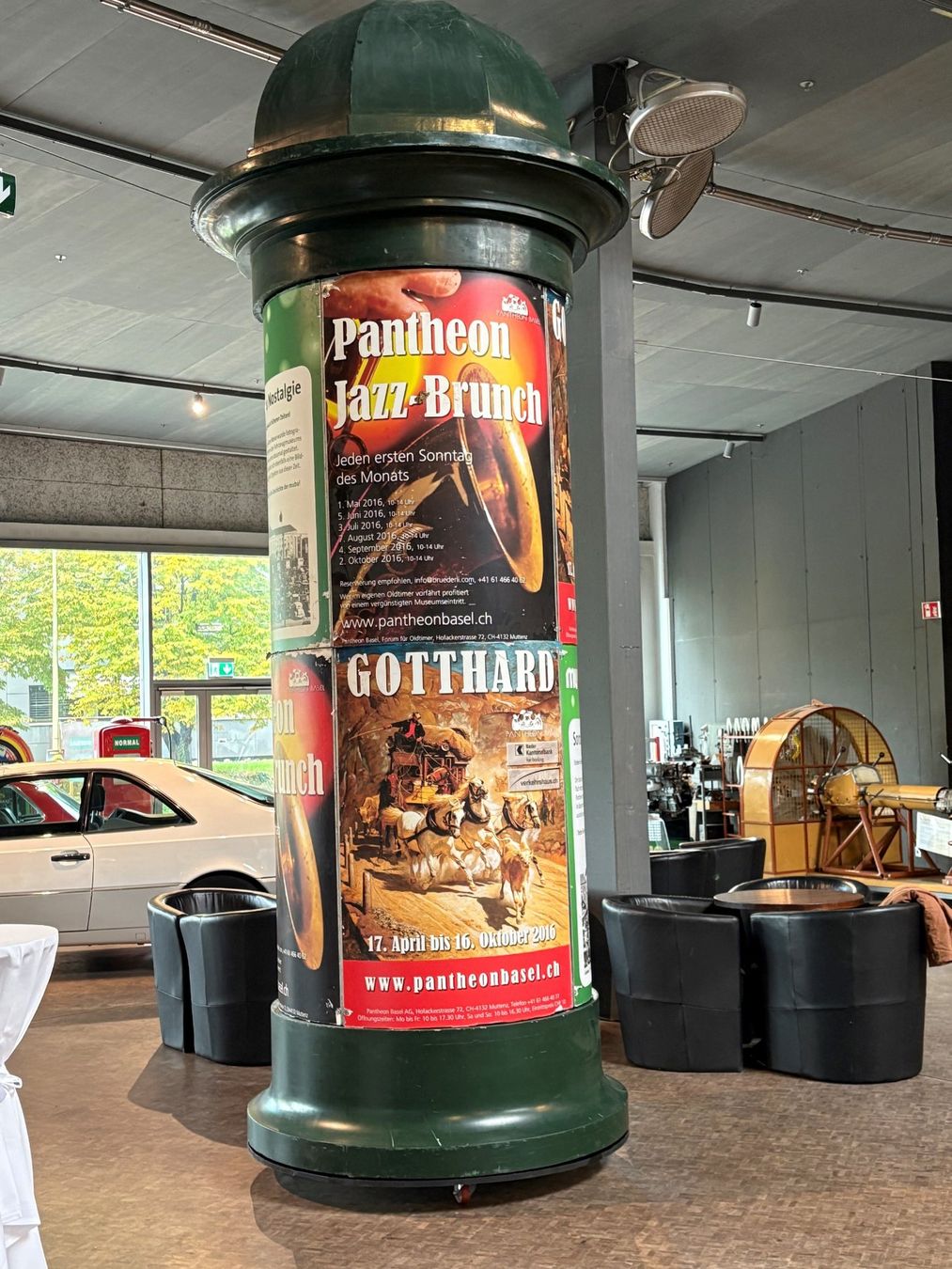 Foto & Immagini: Originale Litfasssäule aus Basel, Vintage, ein Hingucker! – Usato da Muttenz venduto da pc-garage